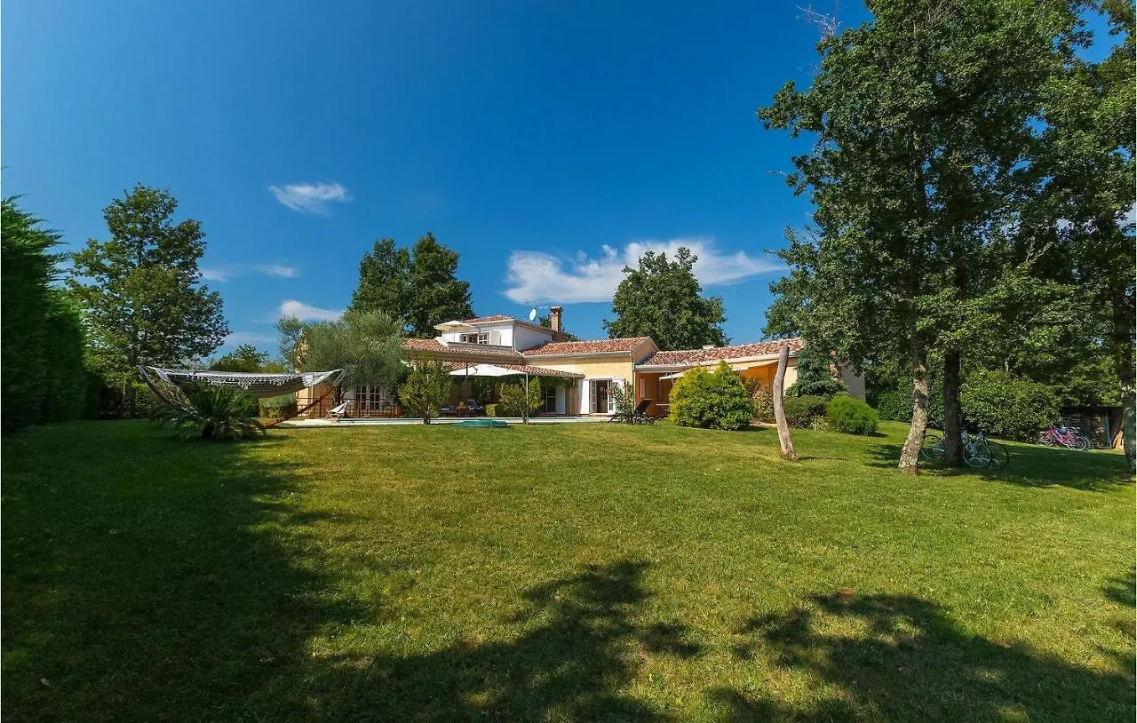 Villa Chantilly Porec 0*,  Croatia
